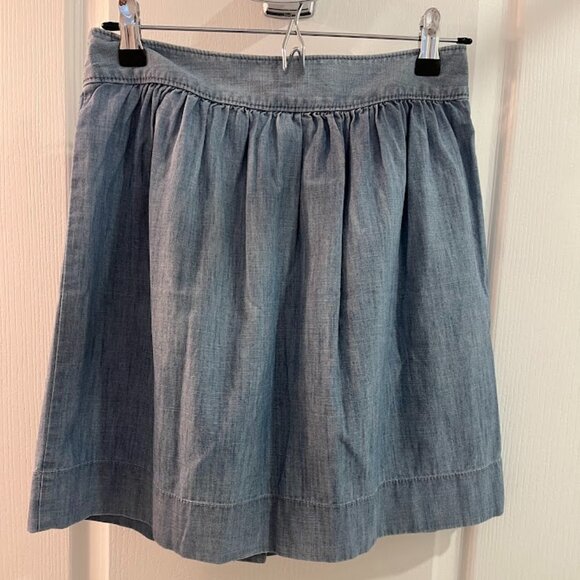 J.Crew Button Front Denim Skirt. Size 4. EUC - Picture 3 of 3